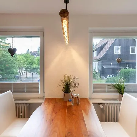 公寓 Meisiek Mit Balkon